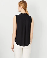 Ann Taylor Sleeveless Camp Shirt Women's