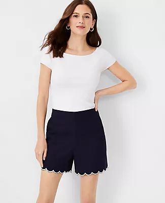 Ann Taylor The Petite Scalloped Side Zip Short