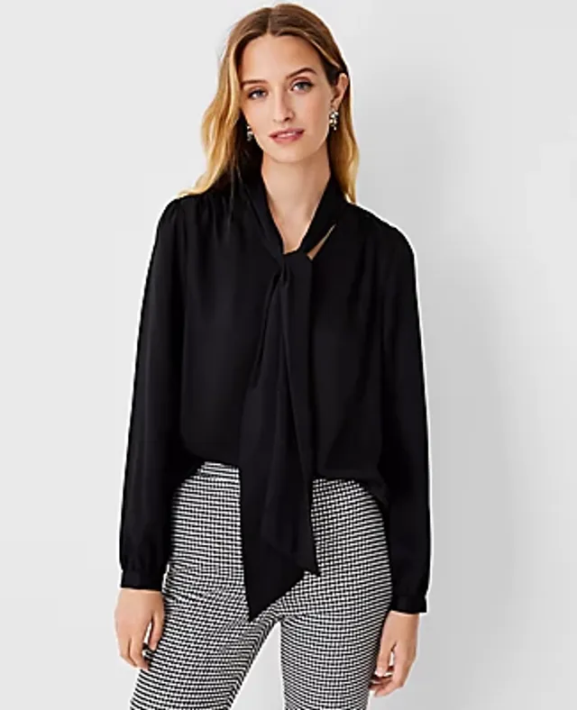 Geo Blouson Knit Wrap Top