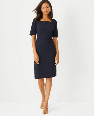 Ann Taylor The Petite Square Neck Sheath Dress in Seasonless Stretch Size 00 Nocturne Navy Women's