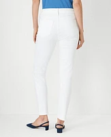 Ann Taylor Petite Curvy Sculpting Pocket Mid Rise Skinny Jeans in White Size 00 Women's