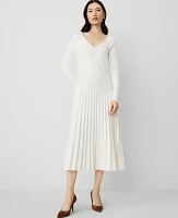 Ann Taylor Petite V-Neck Sweater Dress Winter White Women's