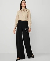 Ann Taylor The Petite Dramatic Wide-Leg Crepe Pant Black Women's