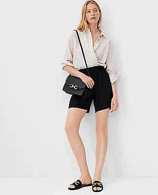Ann Taylor AT Weekend Patch Pocket Easy Mid Shorts Linen Blend