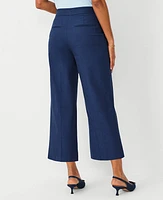 Ann Taylor The Petite Kate Wide Leg Crop Pant in Polished Denim - Curvy Fit Size 2 Dark Rinse Women's