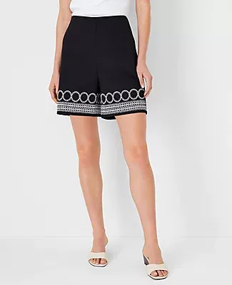Ann Taylor Side Zip Shorts Embroidery