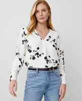 Ann Taylor Floral Mixed Media V-Neck Top Winter White- Black Women's