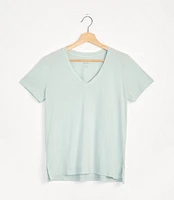 Lou & Grey Softserve V-Neck Tee