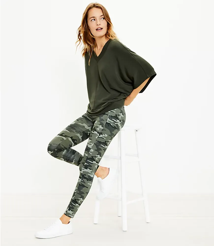 LOFT Petite Lou & Grey Camo Side Pocket Leggings