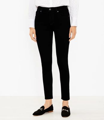 Tall Curvy Mid Rise Skinny Jeans in Black | LOFT