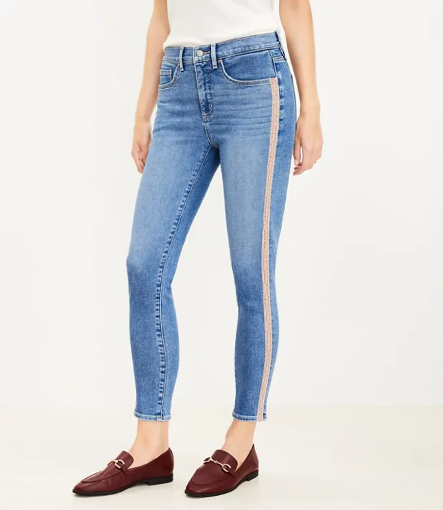 Curvy Side Stripe Mid Rise Skinny Jeans in Light Indigo Wash