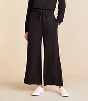 Lou & Grey Signaturesoft Wide Leg Crop Pants