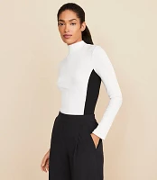 Lou & Grey Side Colorblock Ribbed Signaturesoft Mock Neck Top