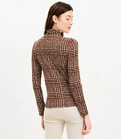 Petite Houndstooth Long Sleeve Turtleneck Top