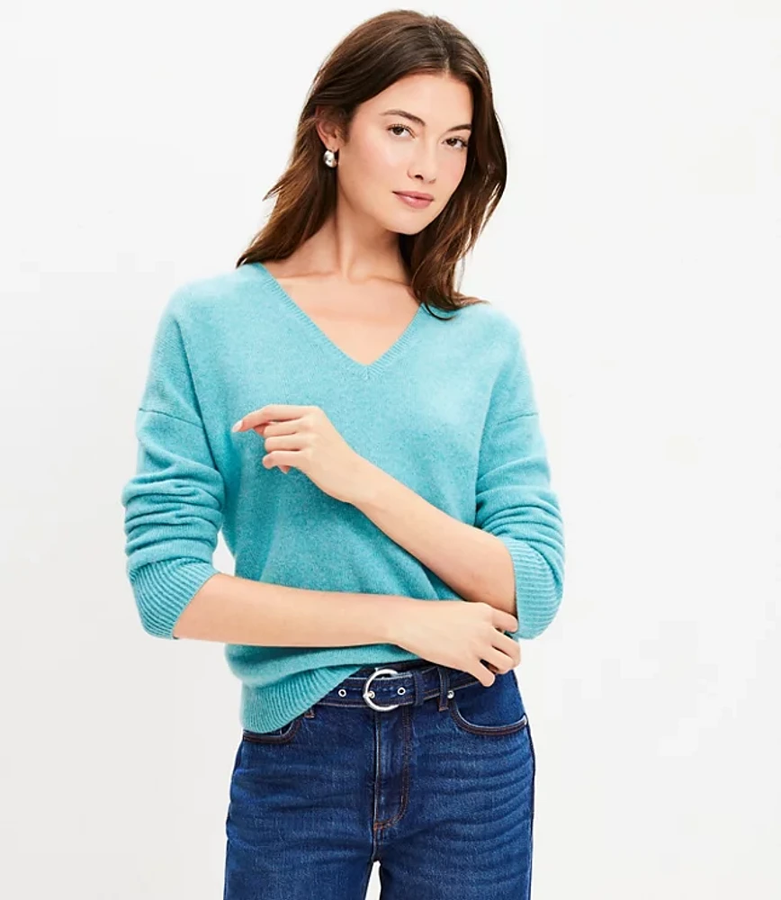 Relaxed V-Neck Cashmere Sweater