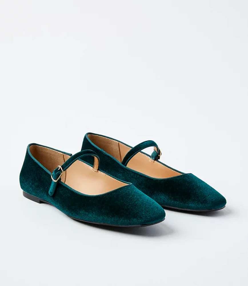 Velvet Buckle Strap Ballet Flats