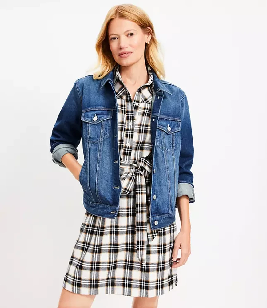 Petite Denim Trucker Jacket Light Wash Indigo