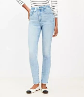 Petite High Rise Skinny Jeans Light Wash