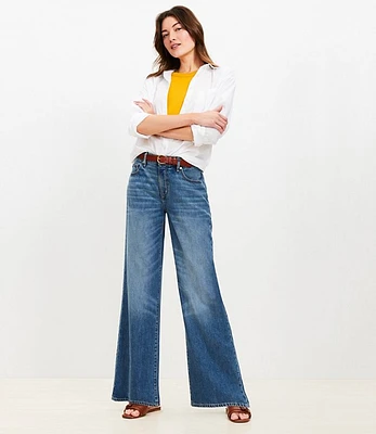 Mid Rise Wide Leg Jeans Classic Wash