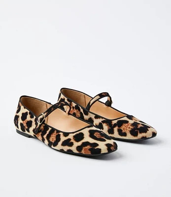 Leopard Print Velvet Buckle Strap Ballet Flats