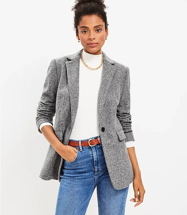 The Petite Long Fitted Notched One Button Blazer in Fluid Crepe