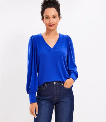 Petite Textured Cozy Puff Sleeve V-Neck Top
