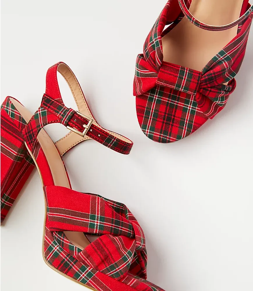 Plaid Twist Platform Sandals