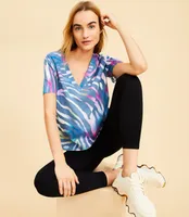 Lou & Grey Tiger Stripe Soft Jersey V-Neck Tee