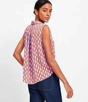 Petite Wave Collared V-Neck Shell