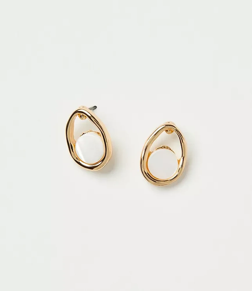 Mother Of Pearl Center Stud Earrings