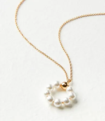 Pearlized Wreath Necklace