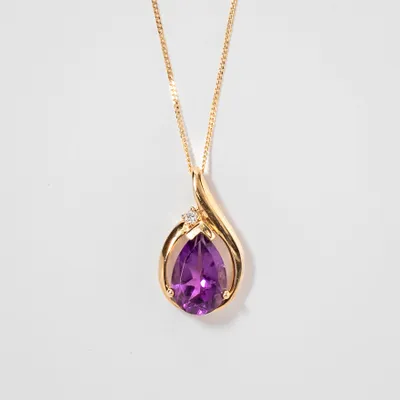 Amethyst Pendant Necklace in 10K Yellow Gold