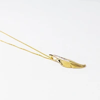 Diamond Feather Necklace in 10K Yellow Gold (0.04 ct tw)