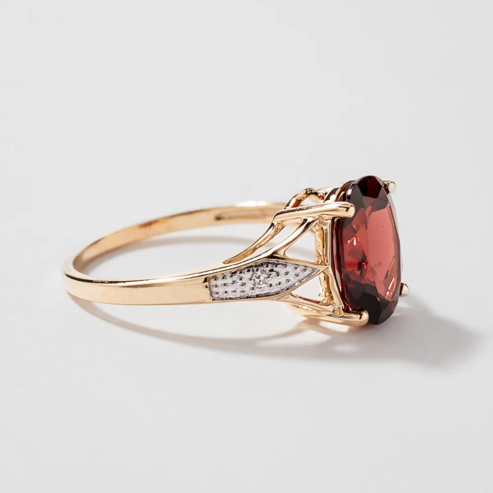 Oval Garnet Ring with Diamond Accents 10K Yellow Gold