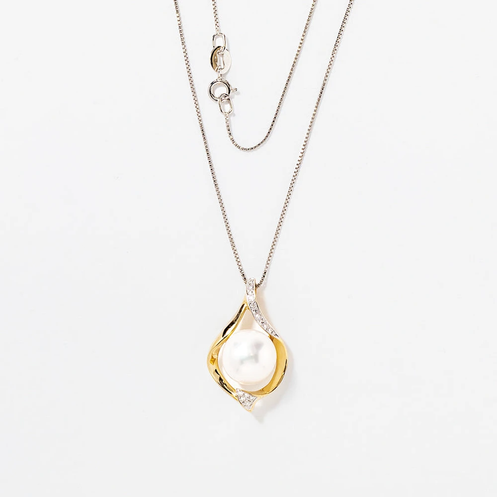 Cultured Pearl Diamond Pendant Necklace in 10K Yellow Gold