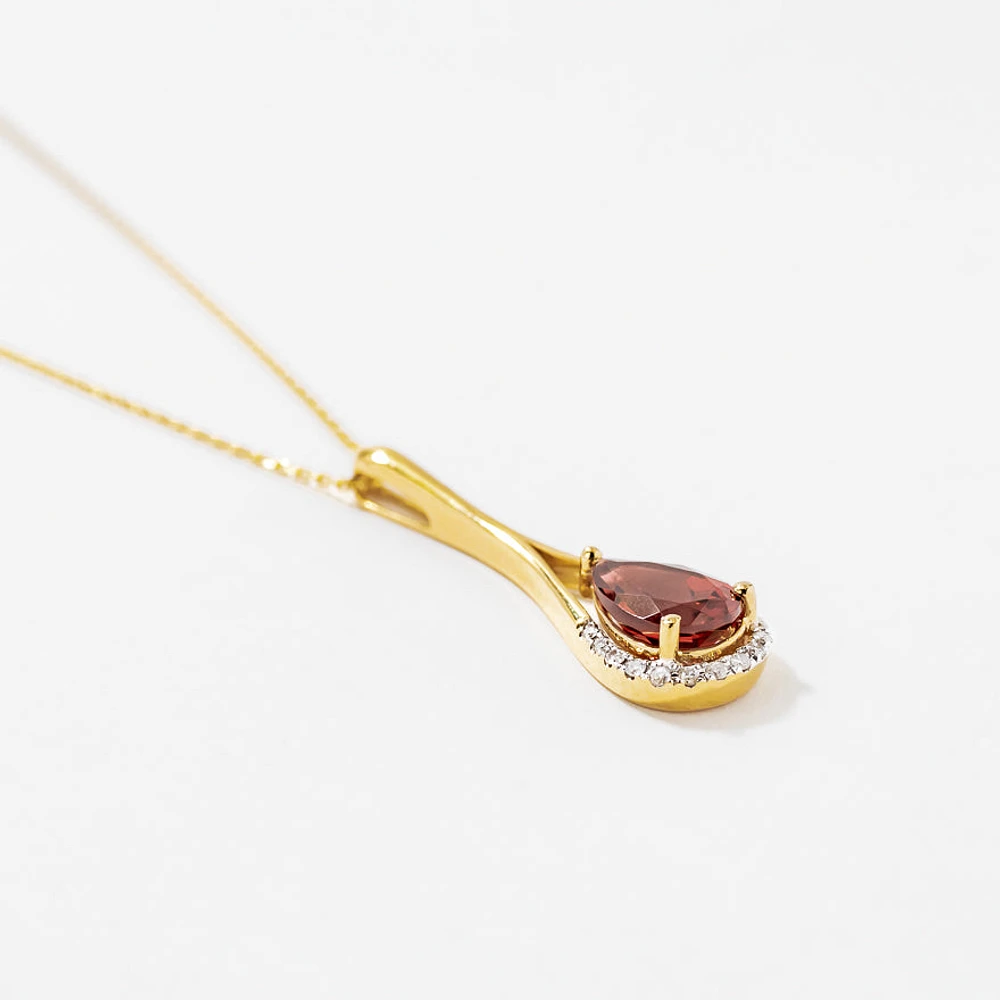 Garnet Necklace in 10K Yellow Gold