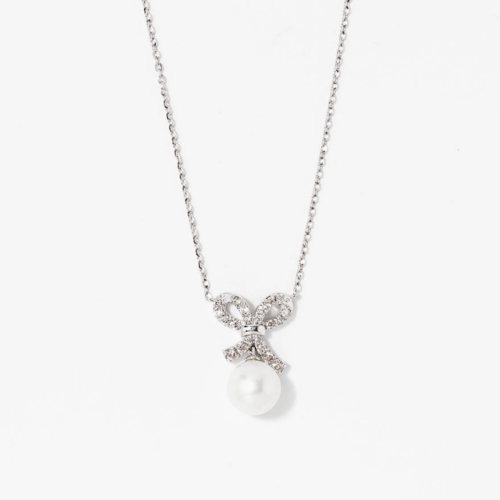 Pearl Necklace in 10K White Gold