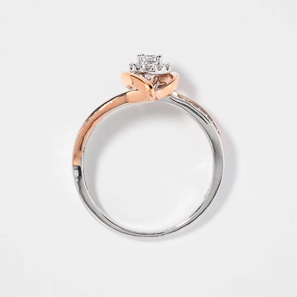 Petite Cluster Centre Ring 10K White and Rose Gold (0.15ct tw)