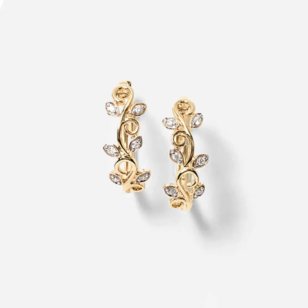 Diamond Cluster Hoop Earrings in 10K Yellow Gold (0.16 ct tw)