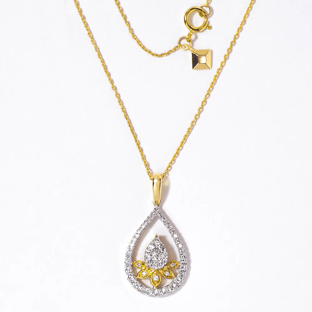 Diamond Cluster Necklace in 10K Yellow and White Gold (0.40 ct tw)