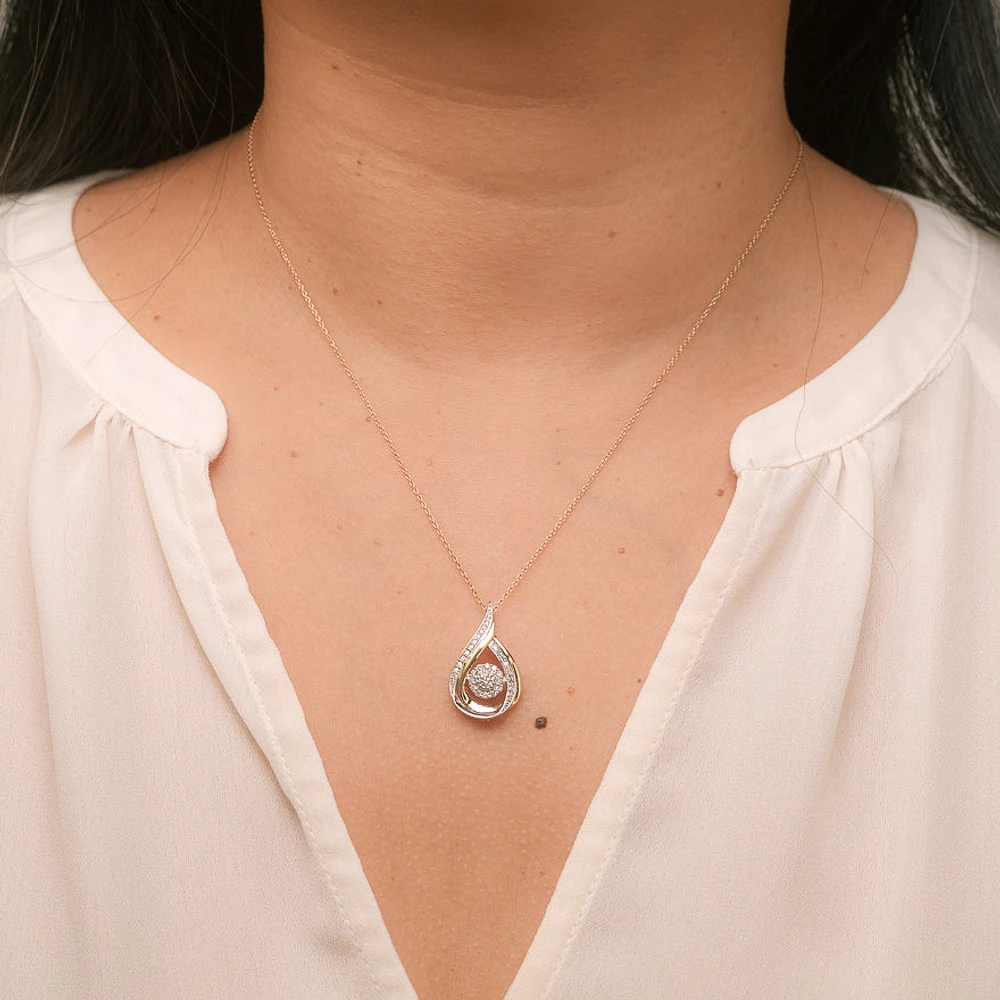 Diamond Cluster Necklace in 10K Yellow and White Gold (0.33 ct tw)
