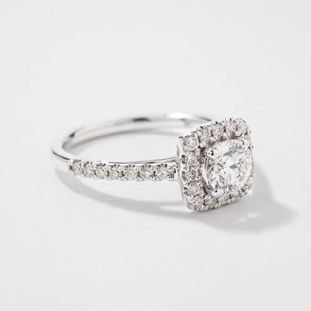 14K White Gold Halo Diamond Engagement Ring (1.20 ct tw)