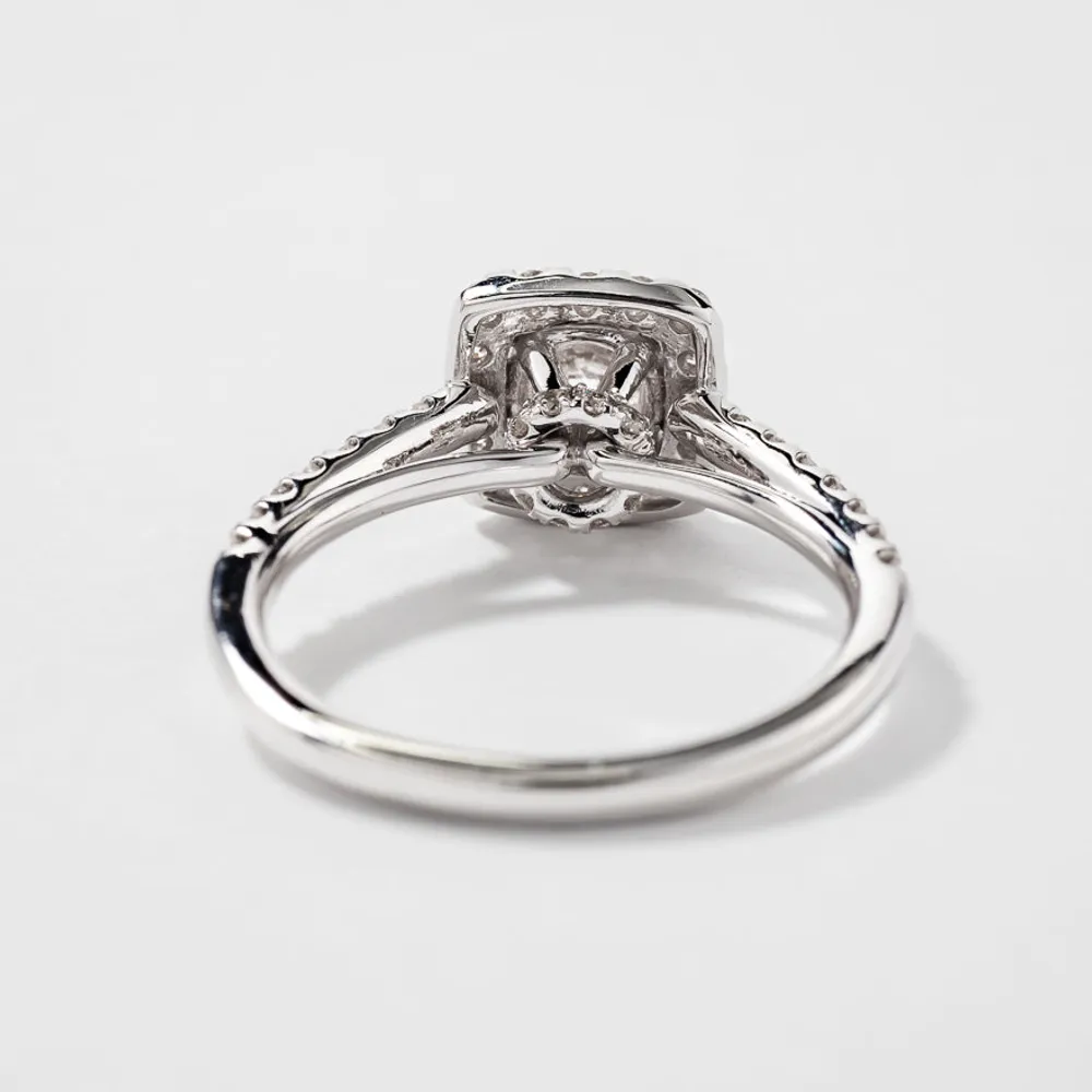 14K White Gold Halo Diamond Engagement Ring (1.20 ct tw)