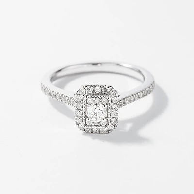 Diamond Cluster Ring 14K White Gold (0.50 ct tw)