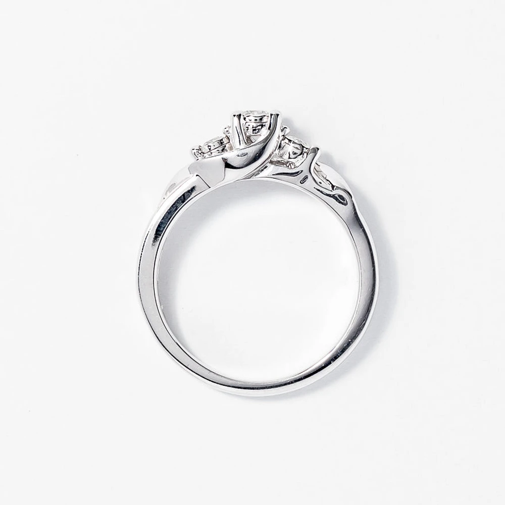 Diamond Mini Engagement Ring in 10K White Gold (0.50 ct tw)