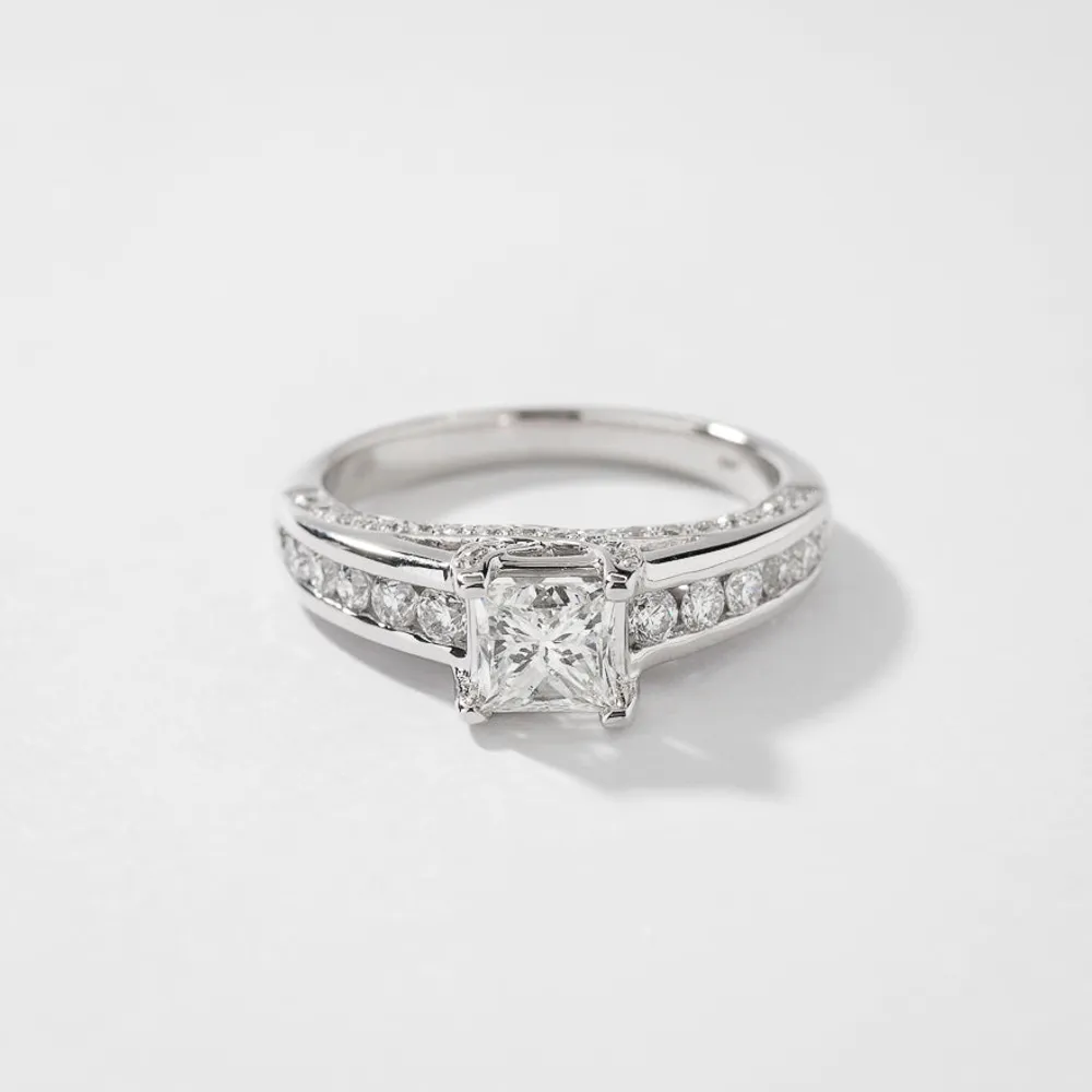 Princess Cut Diamond Engagement Ring 14K White Gold (1.50 ct tw)