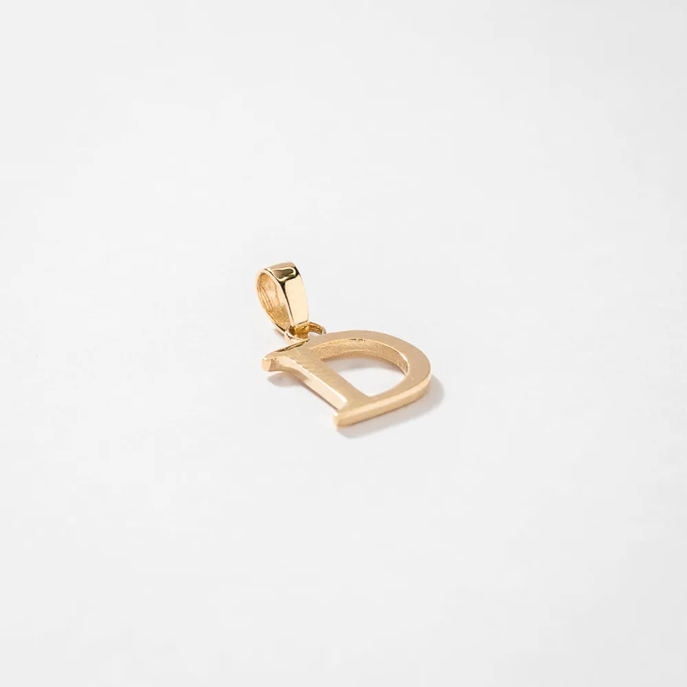 "D" Initial Pendant in 10K Yellow Gold