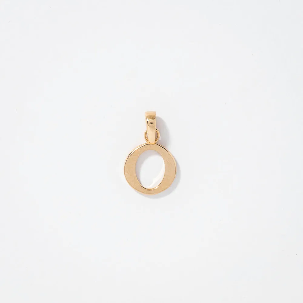 "O" Initial Pendant in 10K Yellow Gold