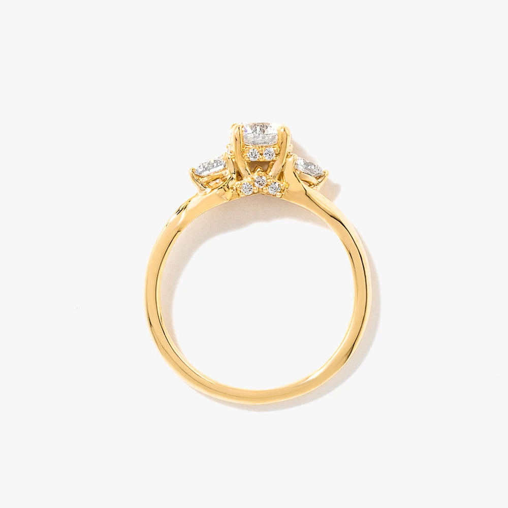 Lab Grown Round Cut Diamond Engagement Ring 14K Yellow Gold (1.00 c