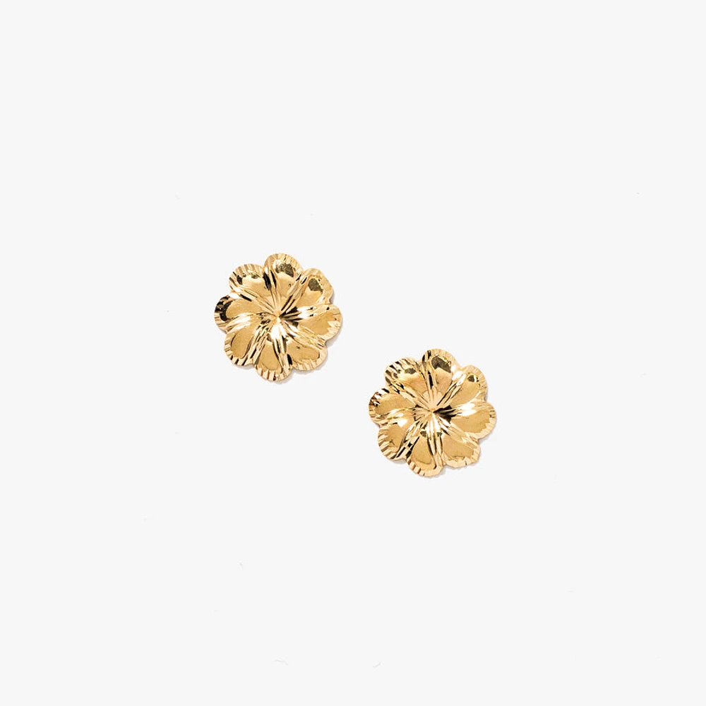 Diamond Cut Flower Stud Earrings in 14K Yellow Gold